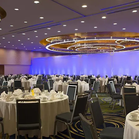 Renaissance Arlington Capital View Hotel-3